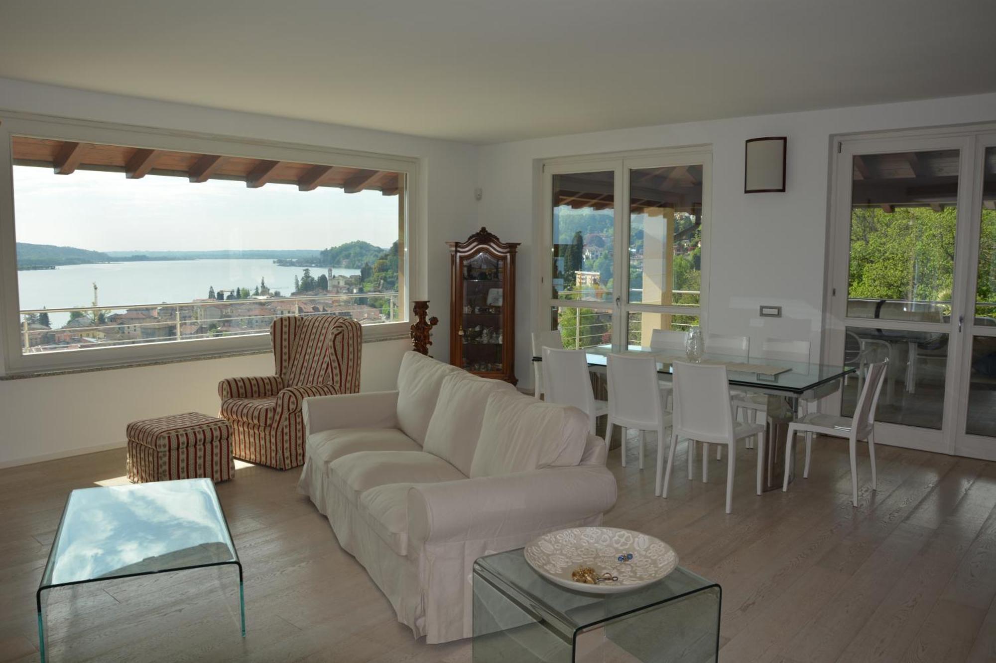 Il Girasole Apartment Мейна Стая снимка